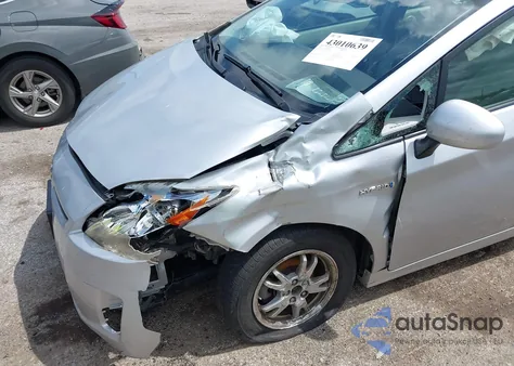 2010 Toyota Prius Iv z USA, uszkodzony, nr VIN JTDKN3DU1A0110730